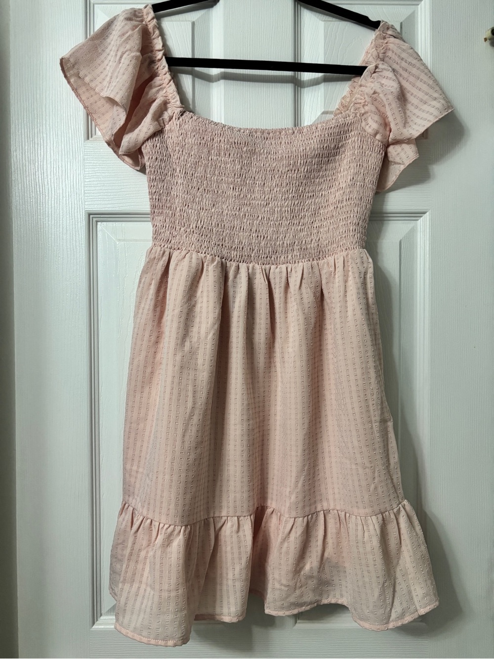 Forever 21 Iight Pink Butterfly sleeves size M